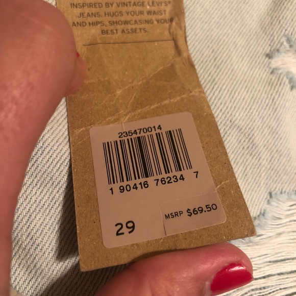 NWT Vintage Levi Shorts - Picture 5 of 5